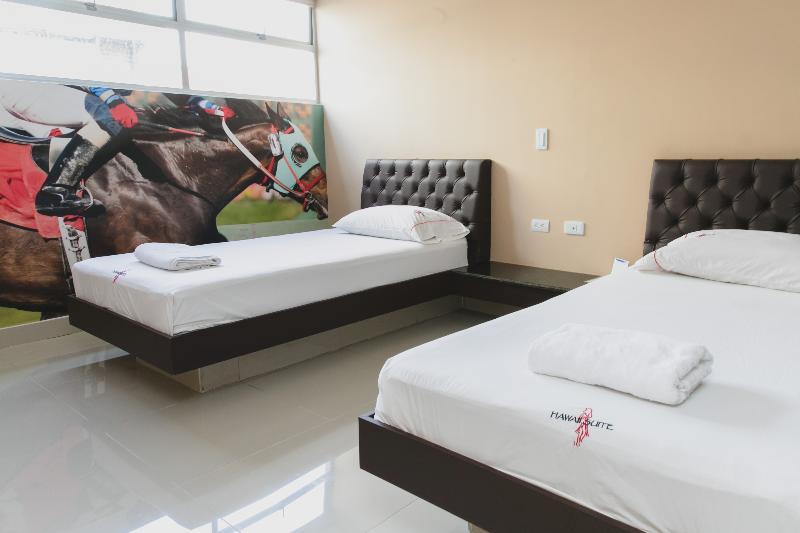 3H Hotel Centro Historico Medellín Eksteriør billede
