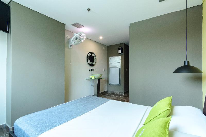 3H Hotel Centro Historico Medellín Eksteriør billede